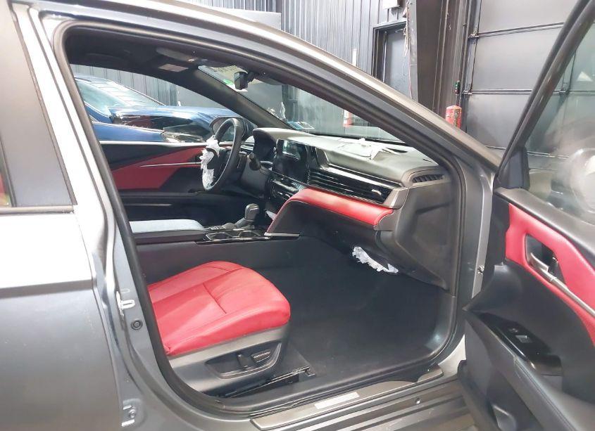 Photo 5 of 2025 Toyota Camry XSE (VIN 4T1DBADK0SU503158)