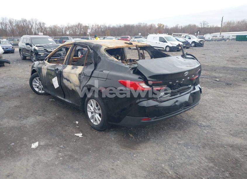 Photo 3 of 2025 Toyota Camry LE (VIN 4T1DBADK0SU512703)