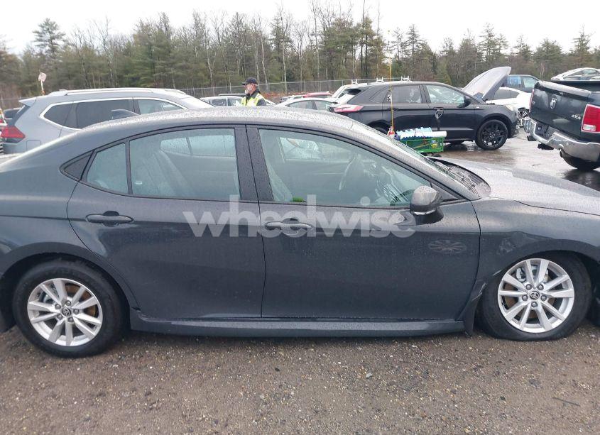 Photo 14 of 2025 Toyota Camry LE (VIN 4T1DBADK0SU513141)