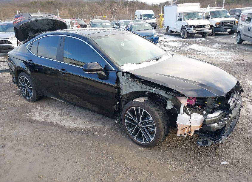 2025 Toyota Camry XSE/XLE/LE/SE (VIN 4T1DBADK1SU006264) main photo