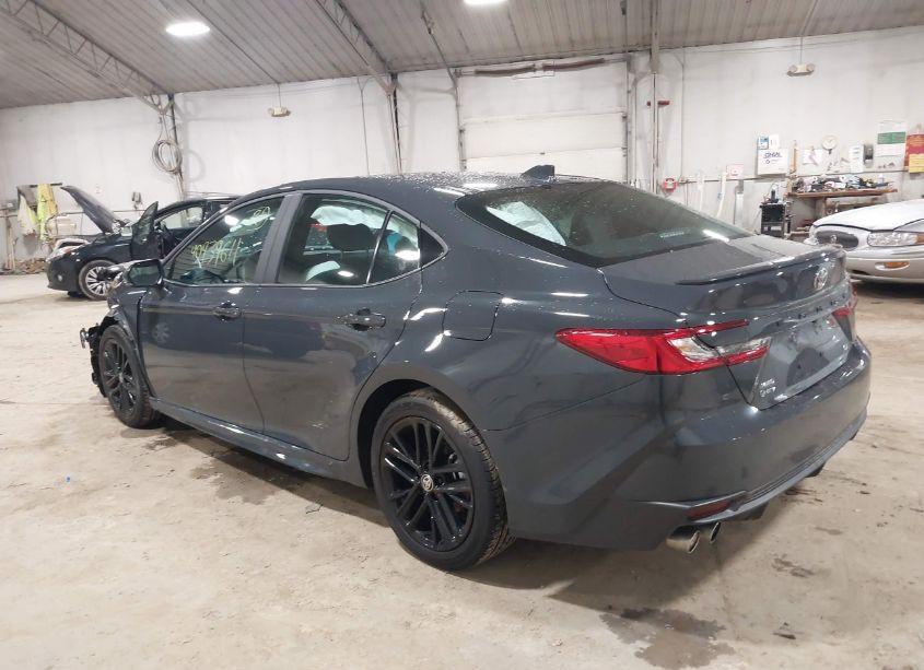 Photo 3 of 2025 Toyota Camry SE (VIN 4T1DBADK1SU501421)