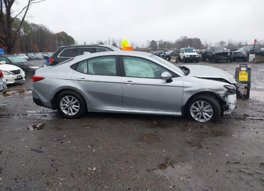 Photo 13 of 2025 Toyota Camry LE (VIN 4T1DBADK1SU514797)