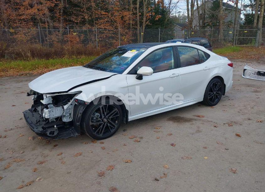 Photo 2 of 2025 Toyota Camry XSE (VIN 4T1DBADK2SU504148)