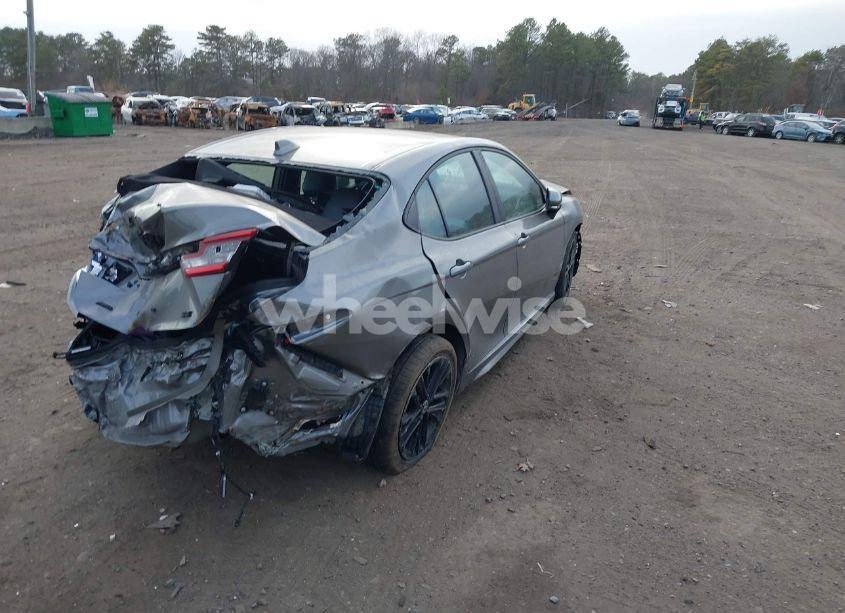 Photo 4 of 2025 Toyota Camry SE (VIN 4T1DBADK2SU507633)