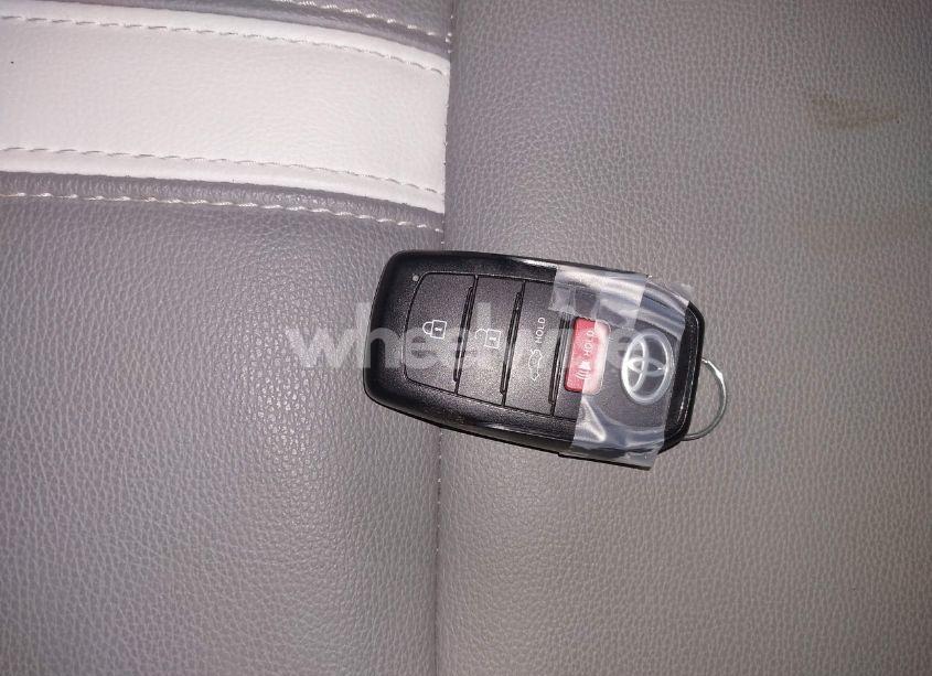 Photo 11 of 2025 Toyota Camry SE (VIN 4T1DBADK2SU507812)