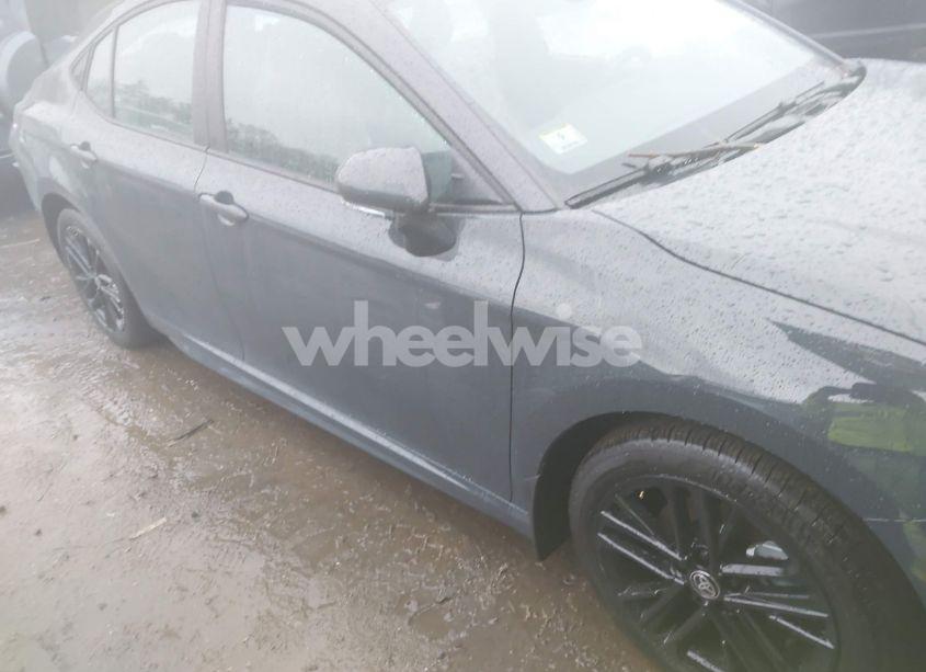 Photo 18 of 2025 Toyota Camry SE (VIN 4T1DBADK2SU507812)