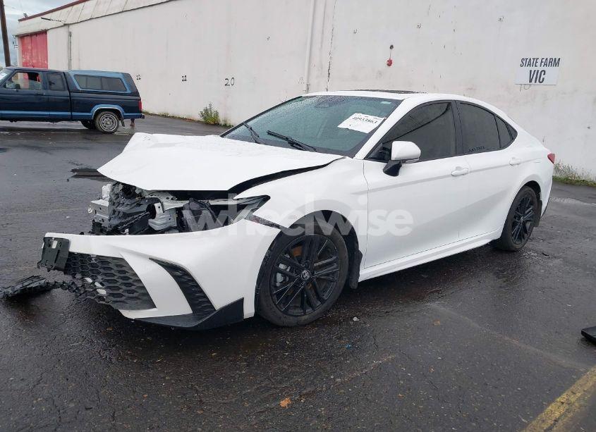 Photo 2 of 2025 Toyota Camry SE (VIN 4T1DBADK3SU006380)