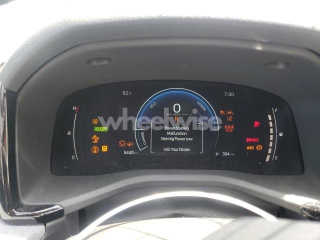 Photo 3 of 2025 TOYOTA CAMRY XSE N/A (VIN 4T1DBADK3SU008694)