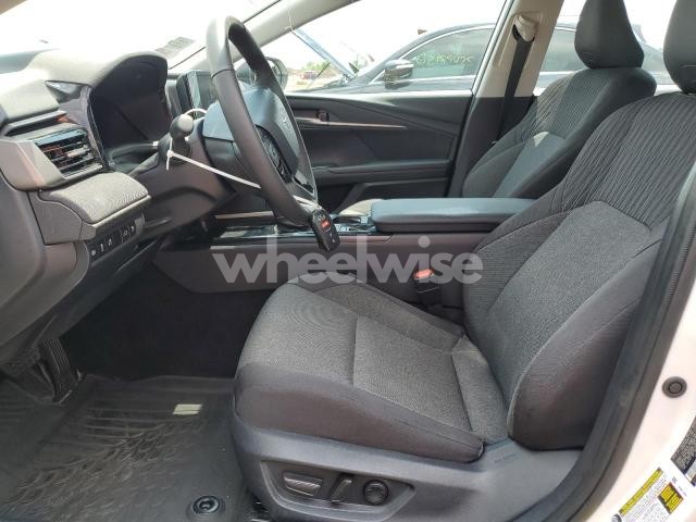 Photo 4 of 2025 TOYOTA CAMRY XSE (VIN 4T1DBADK3SU520049)