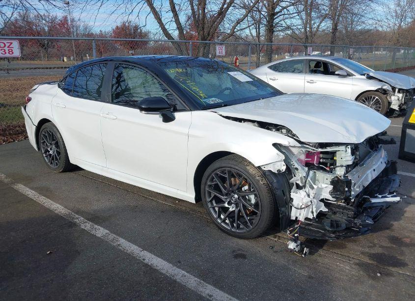 2025 Toyota Camry XSE (VIN 4T1DBADK4SU007022) main photo