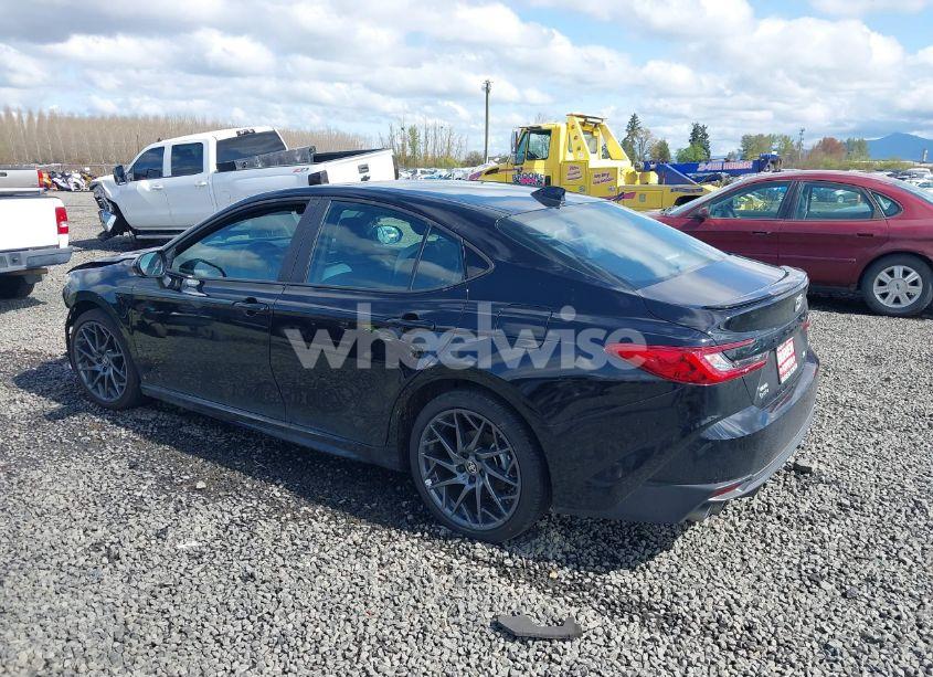 Photo 3 of 2025 Toyota Camry SE (VIN 4T1DBADK4SU011099)