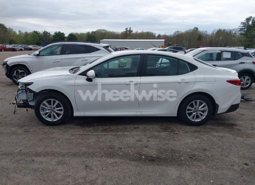 Photo 15 of 2025 Toyota Camry LE (VIN 4T1DBADK5SU522109)