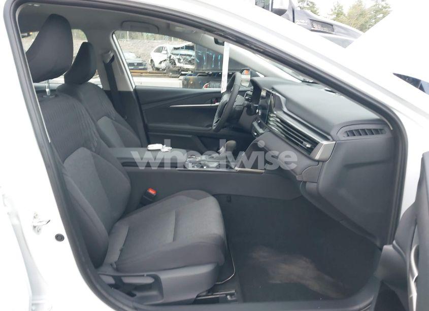 Photo 5 of 2025 Toyota Camry LE (VIN 4T1DBADK5SU522109)