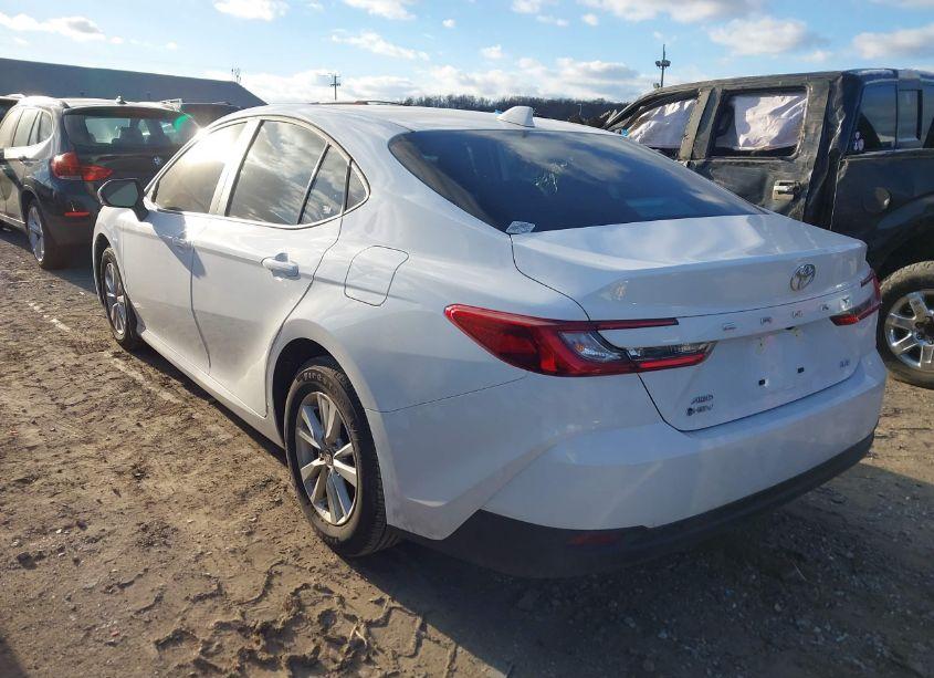 Photo 3 of 2025 Toyota Camry LE (VIN 4T1DBADK7SU502508)