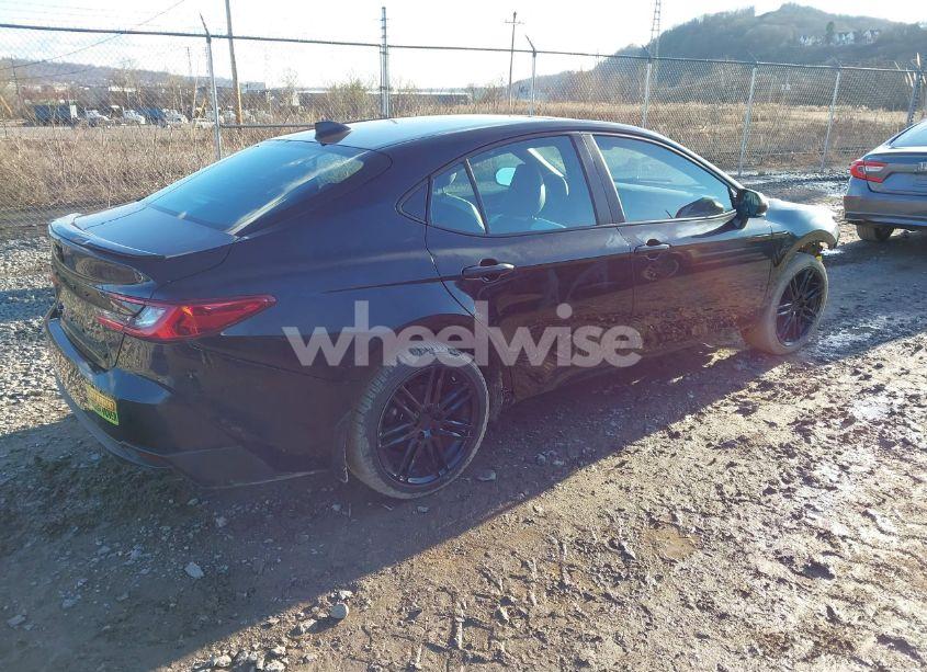 Photo 4 of 2025 Toyota Camry SE (VIN 4T1DBADK8SU000784)