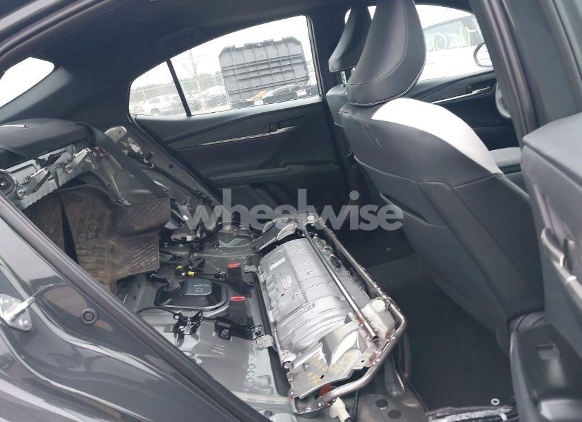 Photo 8 of 2025 Toyota Camry SE (VIN 4T1DBADK8SU001465)