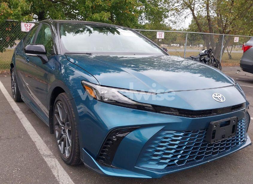 2025 Toyota Camry XSE (VIN 4T1DBADK8SU006763) main photo