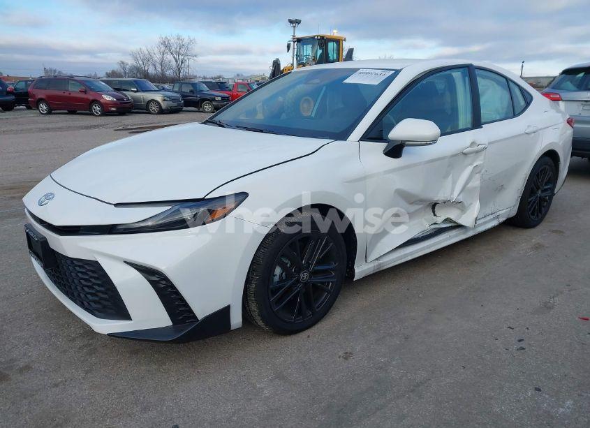 Photo 2 of 2025 Toyota Camry SE (VIN 4T1DBADK8SU008495)