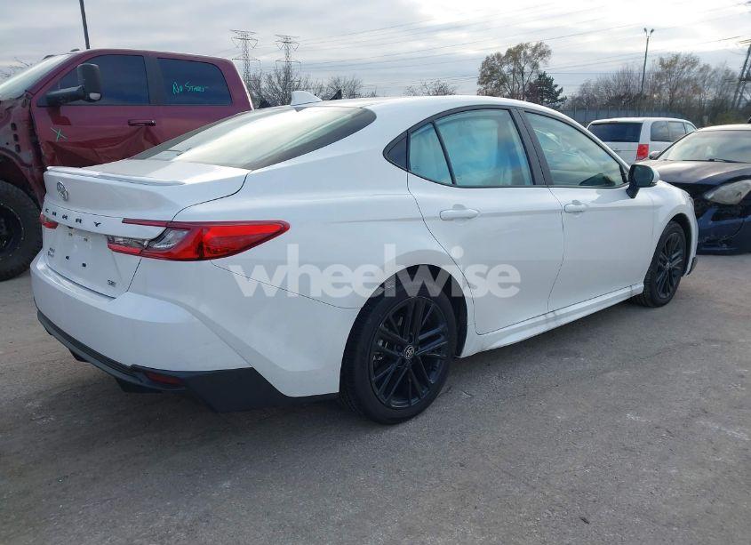 Photo 4 of 2025 Toyota Camry SE (VIN 4T1DBADK8SU008495)