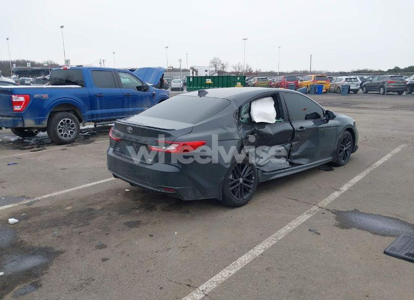 Photo 4 of 2025 Toyota Camry SE (VIN 4T1DBADK8SU009193)