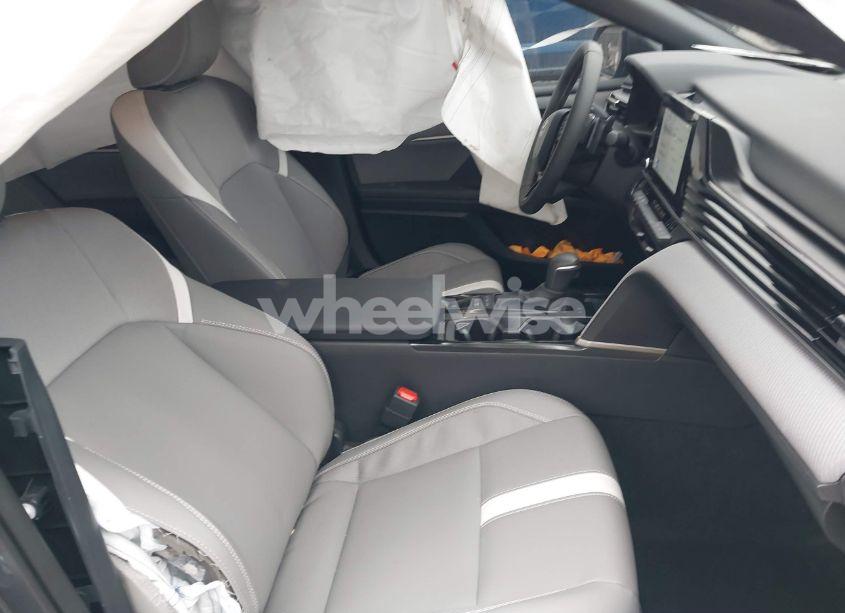 Photo 5 of 2025 Toyota Camry SE (VIN 4T1DBADK8SU009193)