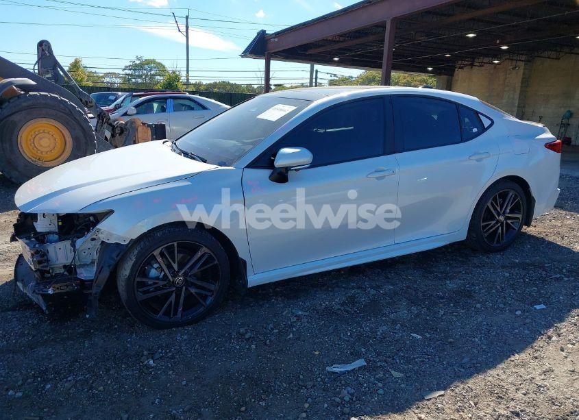 Photo 2 of 2025 Toyota Camry XSE (VIN 4T1DBADK9SU001054)