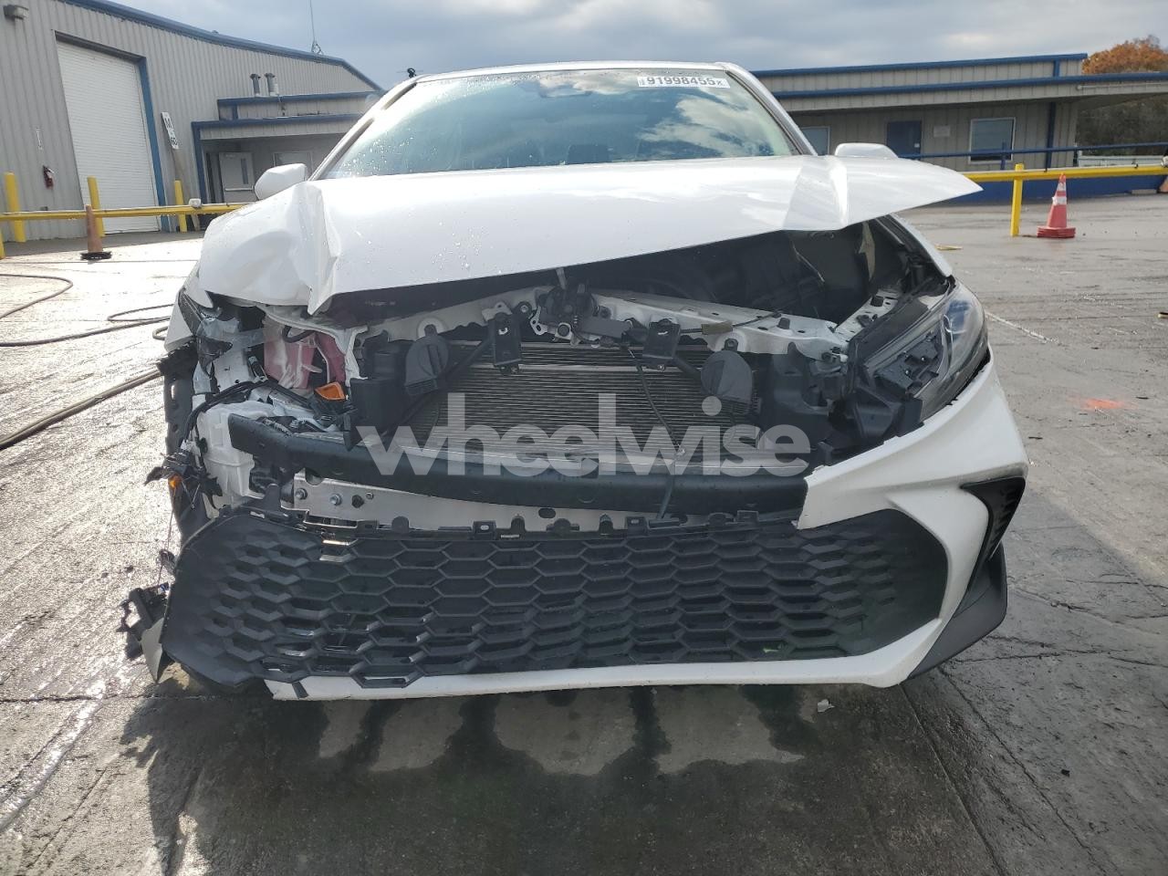 Photo 5 of 2025 TOYOTA CAMRY XSE (VIN 4T1DBADK9SU002706)