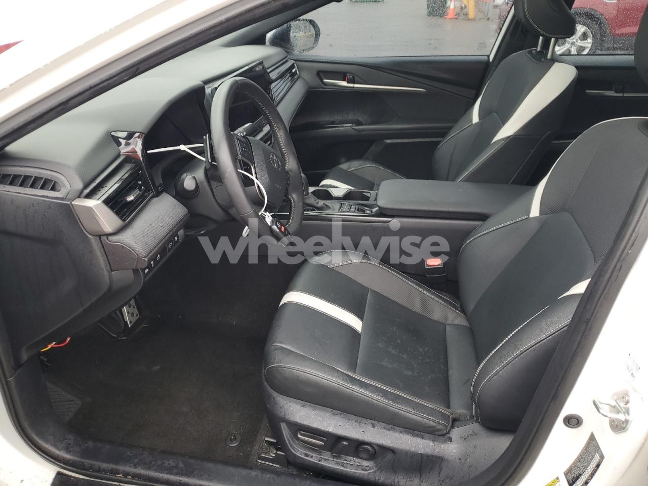 Photo 7 of 2025 TOYOTA CAMRY XSE (VIN 4T1DBADK9SU002706)