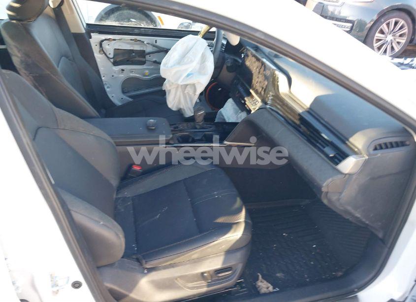 Photo 5 of 2025 Toyota Camry XLE (VIN 4T1DBADK9SU507922)