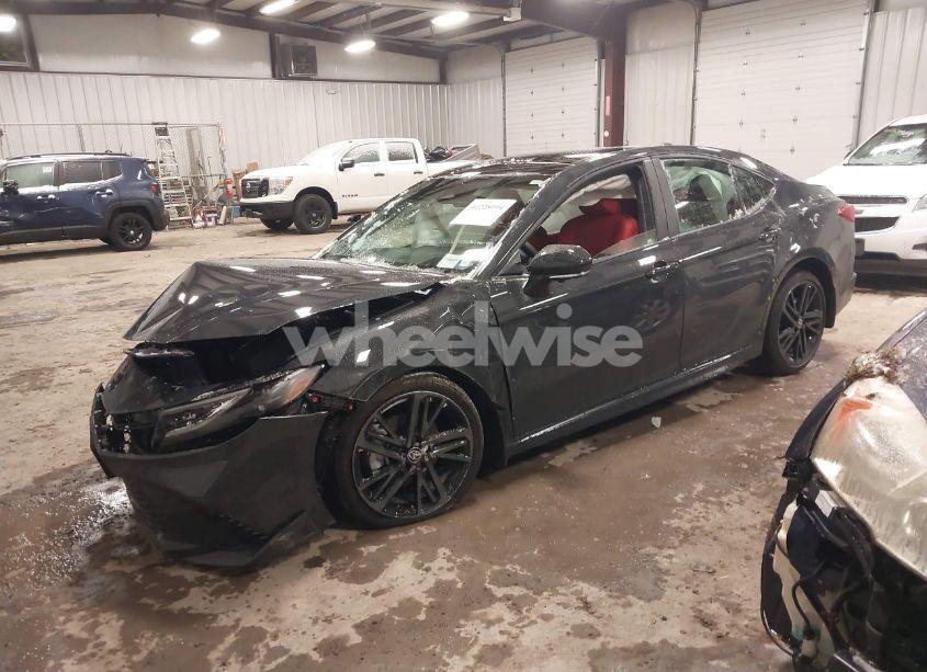 Photo 2 of 2025 Toyota Camry XSE (VIN 4T1DBADKXSU016579)