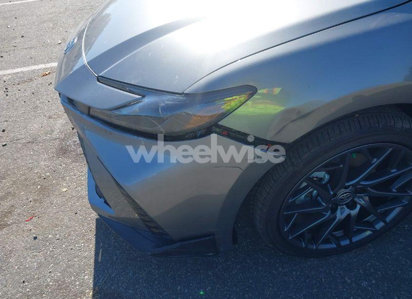 Photo 6 of 2025 Toyota Camry SE (VIN 4T1DBADKXSU504379)