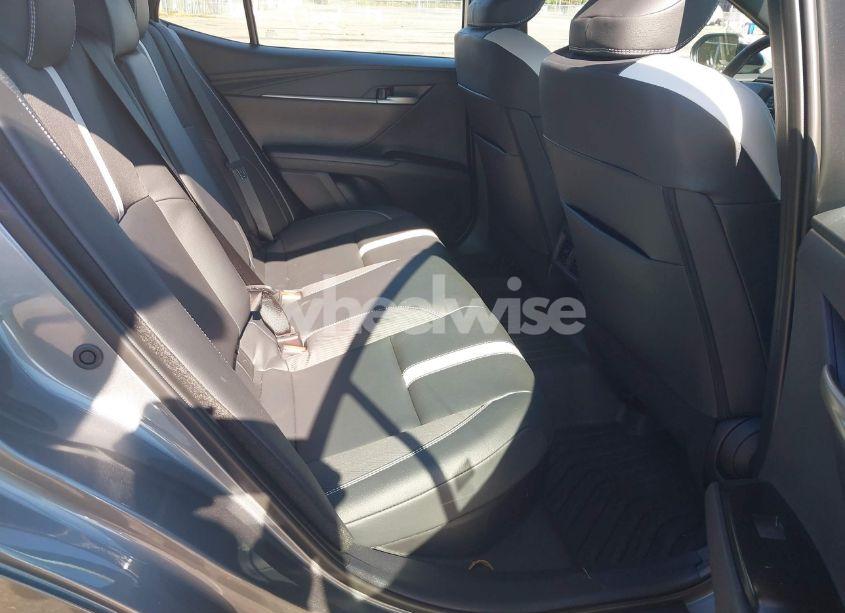 Photo 8 of 2025 Toyota Camry SE (VIN 4T1DBADKXSU504379)