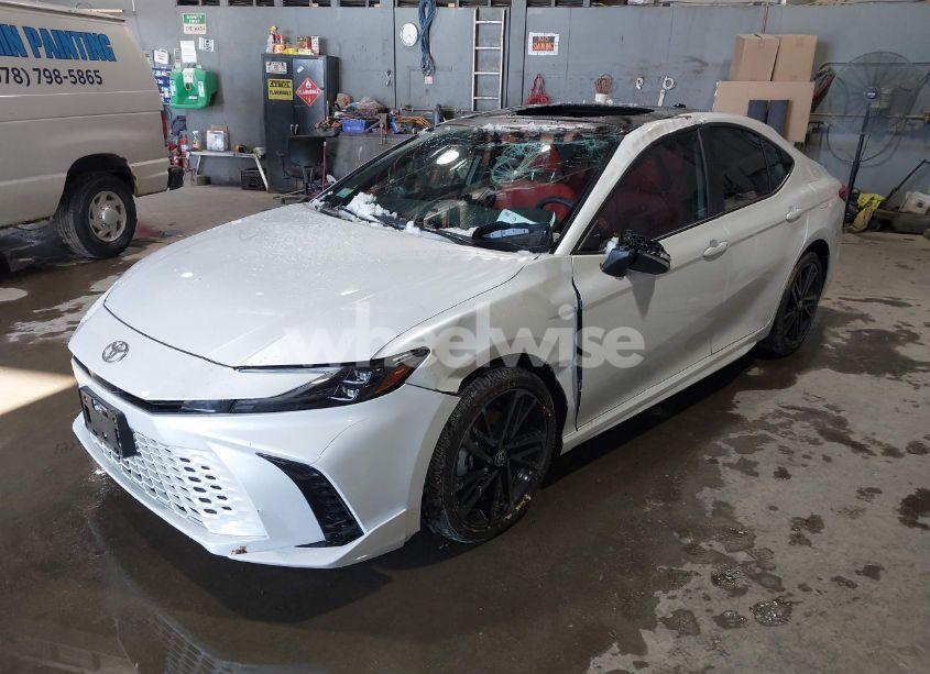 Photo 2 of 2025 Toyota Camry XSE (VIN 4T1DBADKXSU506830)