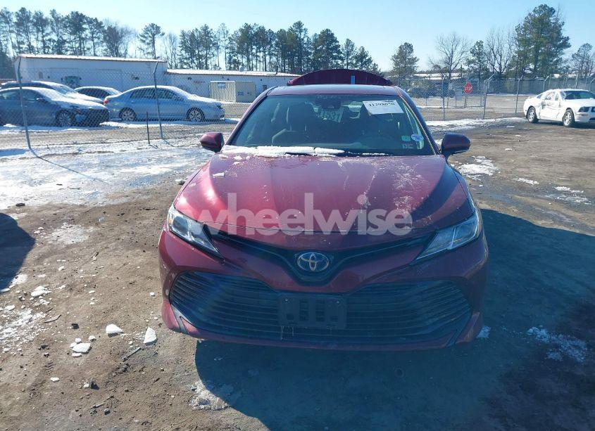 Photo 12 of 2020 Toyota Camry LE HYBRID (VIN 4T1E31AK4LU527745)