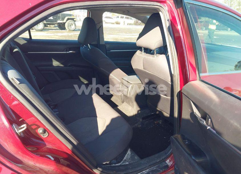 Photo 8 of 2020 Toyota Camry LE HYBRID (VIN 4T1E31AK4LU527745)