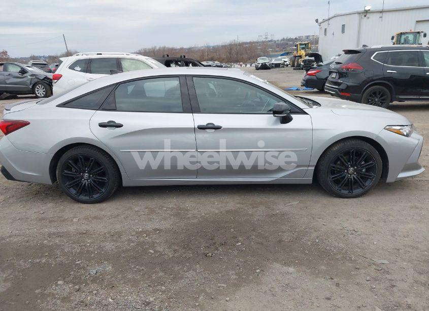 Photo 13 of 2022 Toyota Avalon XSE NIGHTSHADE HYBRID (VIN 4T1EA1AB2NU013126)