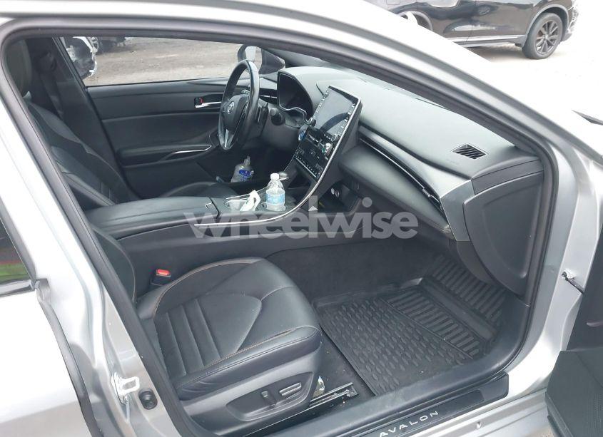 Photo 5 of 2022 Toyota Avalon XSE NIGHTSHADE HYBRID (VIN 4T1EA1AB2NU013126)