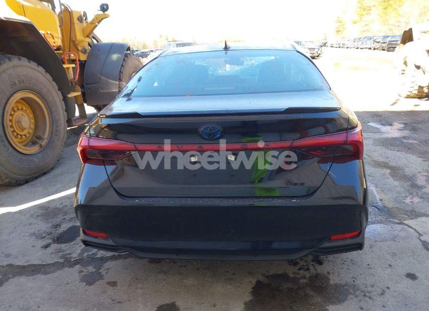 Photo 17 of 2022 Toyota Avalon XSE NIGHTSHADE HYBRID (VIN 4T1EA1AB8NU012210)