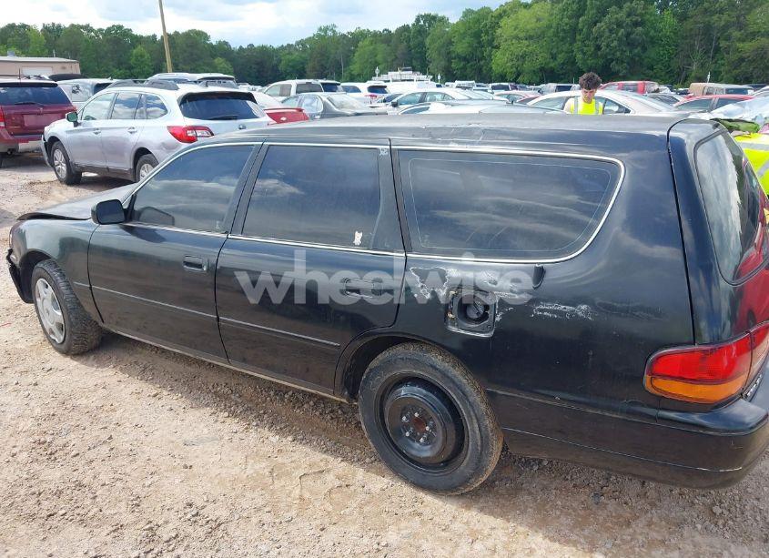 Photo 14 of 1996 Toyota Camry LE (VIN 4T1EF12K9TU117514)