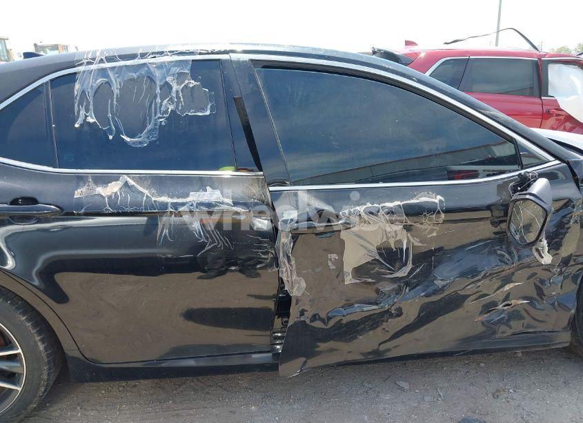 Photo 13 of 2021 Toyota Camry XLE (VIN 4T1F11AK0MU446852)