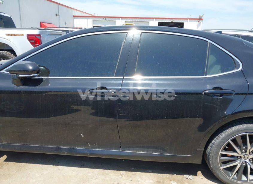 Photo 14 of 2021 Toyota Camry XLE (VIN 4T1F11AK0MU446852)