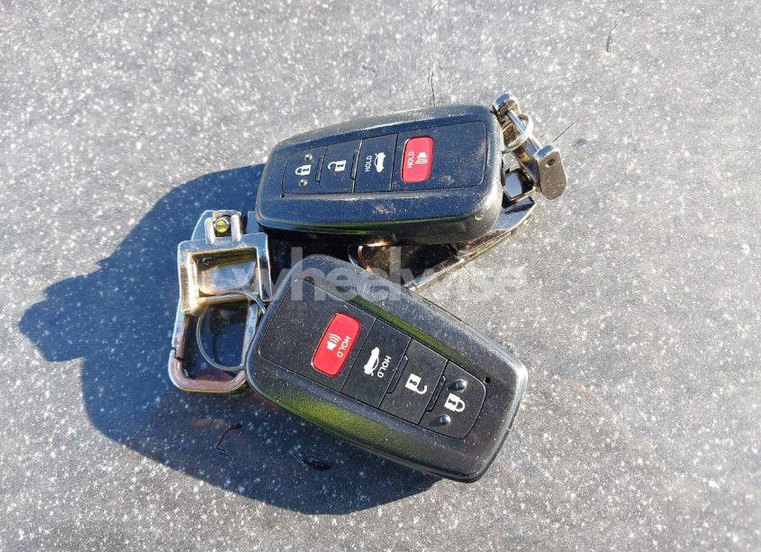 Photo 11 of 2022 Toyota Camry XLE (VIN 4T1F11AK0NU003795)