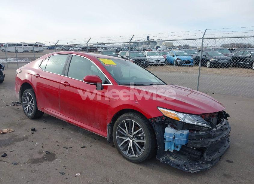 2023 Toyota Camry XLE (VIN 4T1F11AK1PU170525) main photo