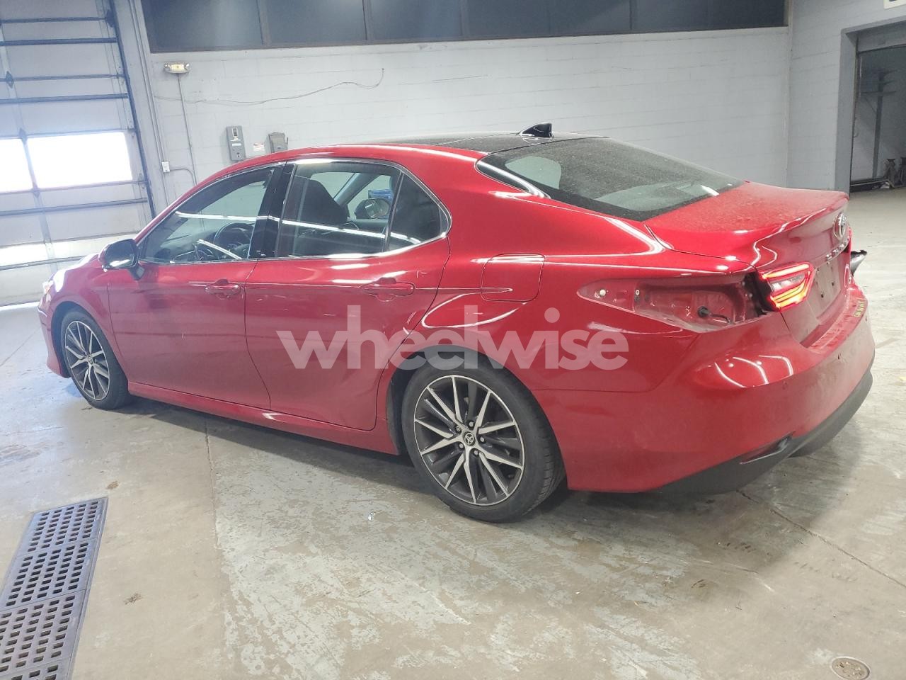 Photo 2 of 2023 TOYOTA CAMRY XLE (VIN 4T1F11AK2PU112603)