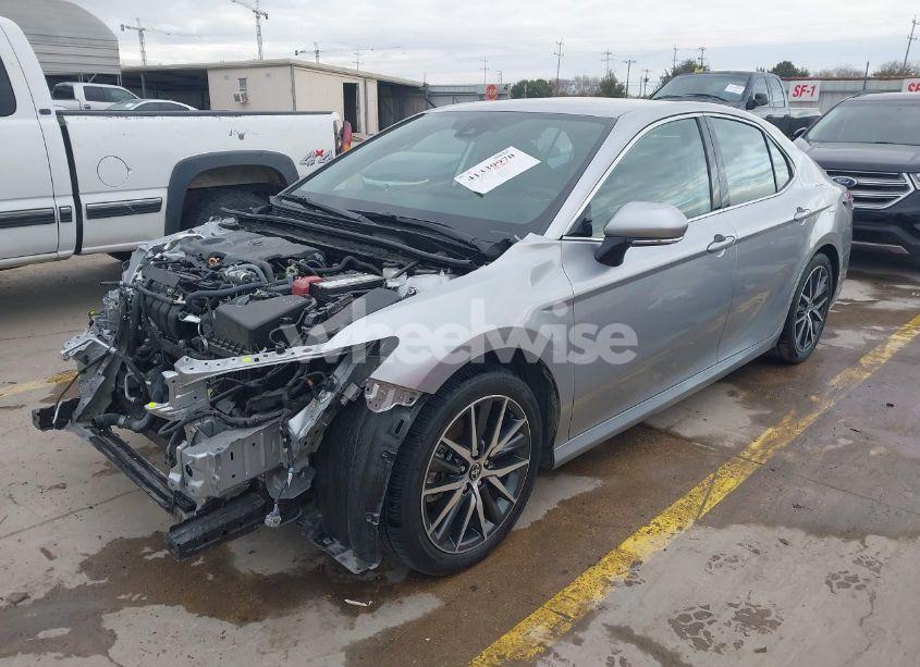 Photo 2 of 2024 Toyota Camry XLE (VIN 4T1F11AK2RU854275)