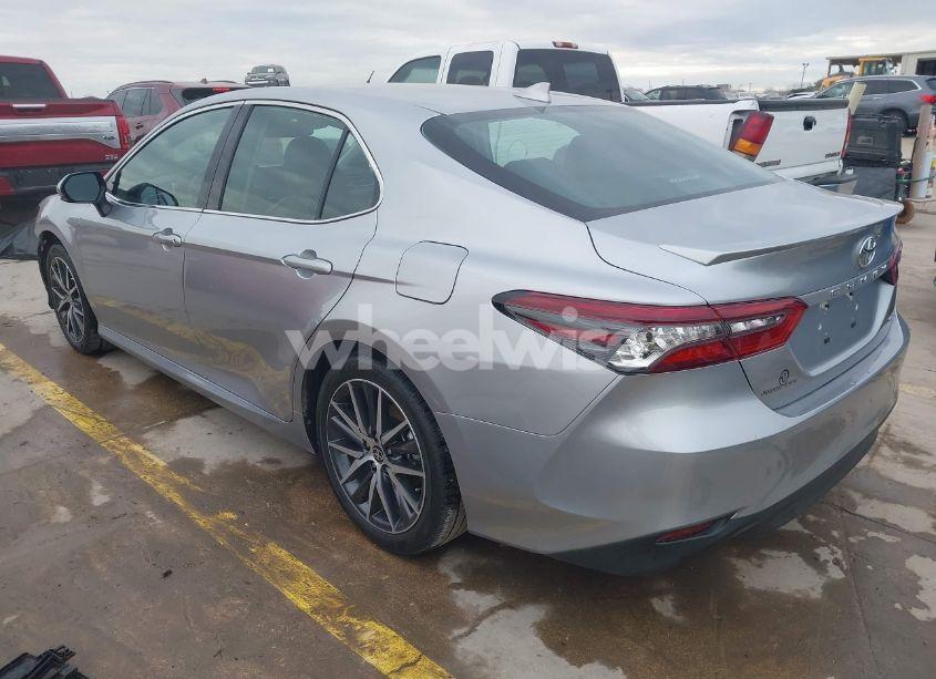 Photo 3 of 2024 Toyota Camry XLE (VIN 4T1F11AK2RU854275)