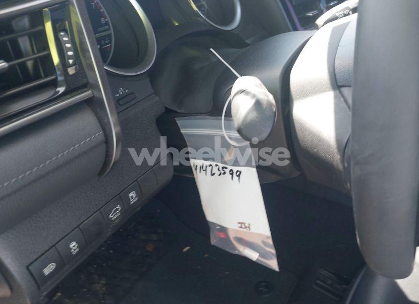 Photo 17 of 2021 Toyota Camry XLE (VIN 4T1F11AK3MU567715)