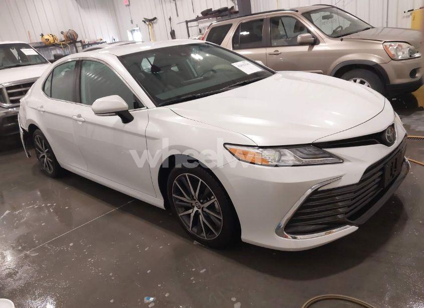 2023 Toyota Camry XLE (VIN 4T1F11AK3PU170901) main photo