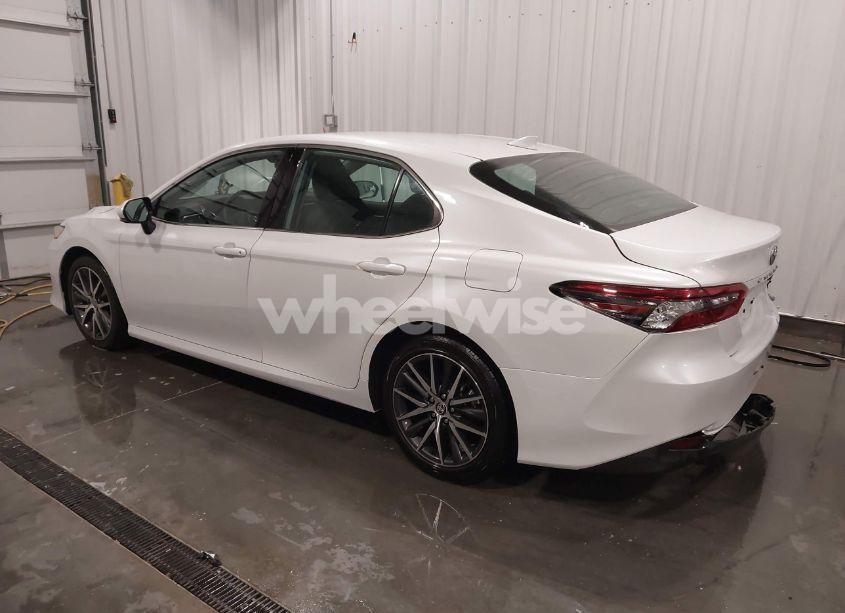 Photo 3 of 2023 Toyota Camry XLE (VIN 4T1F11AK3PU170901)