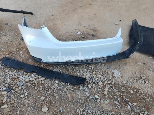 Photo 3 of 2022 TOYOTA CAMRY XLE (VIN 4T1F11AK4NU021572)